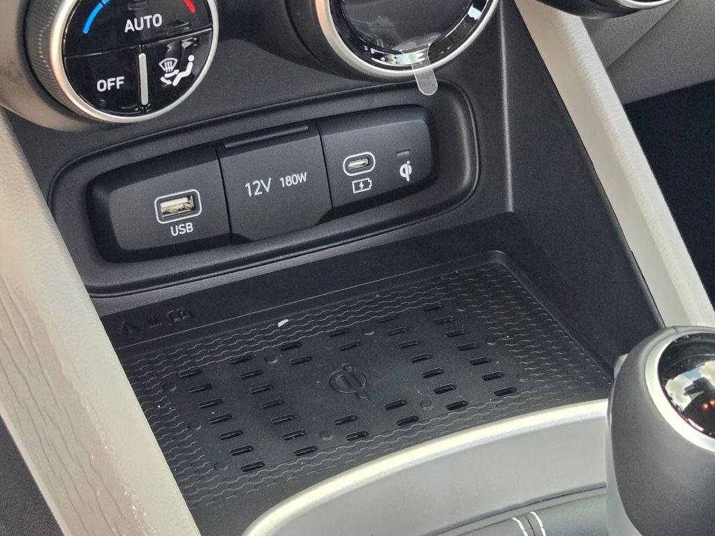 New 2026 Onyx Black Hyundai SEL image 27