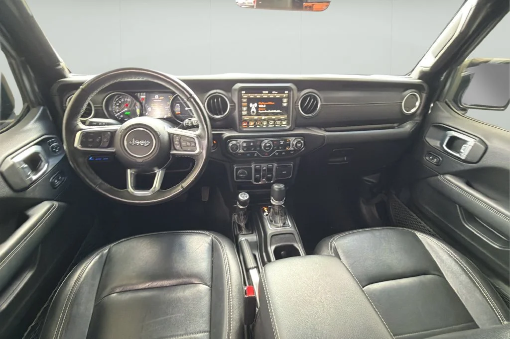 Used 2022 Black Jeep Unlimited Sahara 4x4 image 20