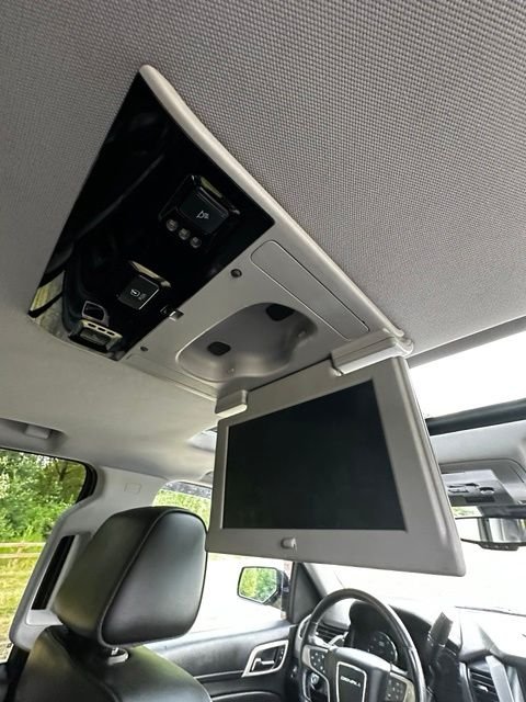 Used 2017 Onyx Black GMC Denali image 26