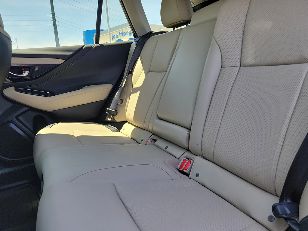 Used 2024 GREEN Subaru Limited image 11