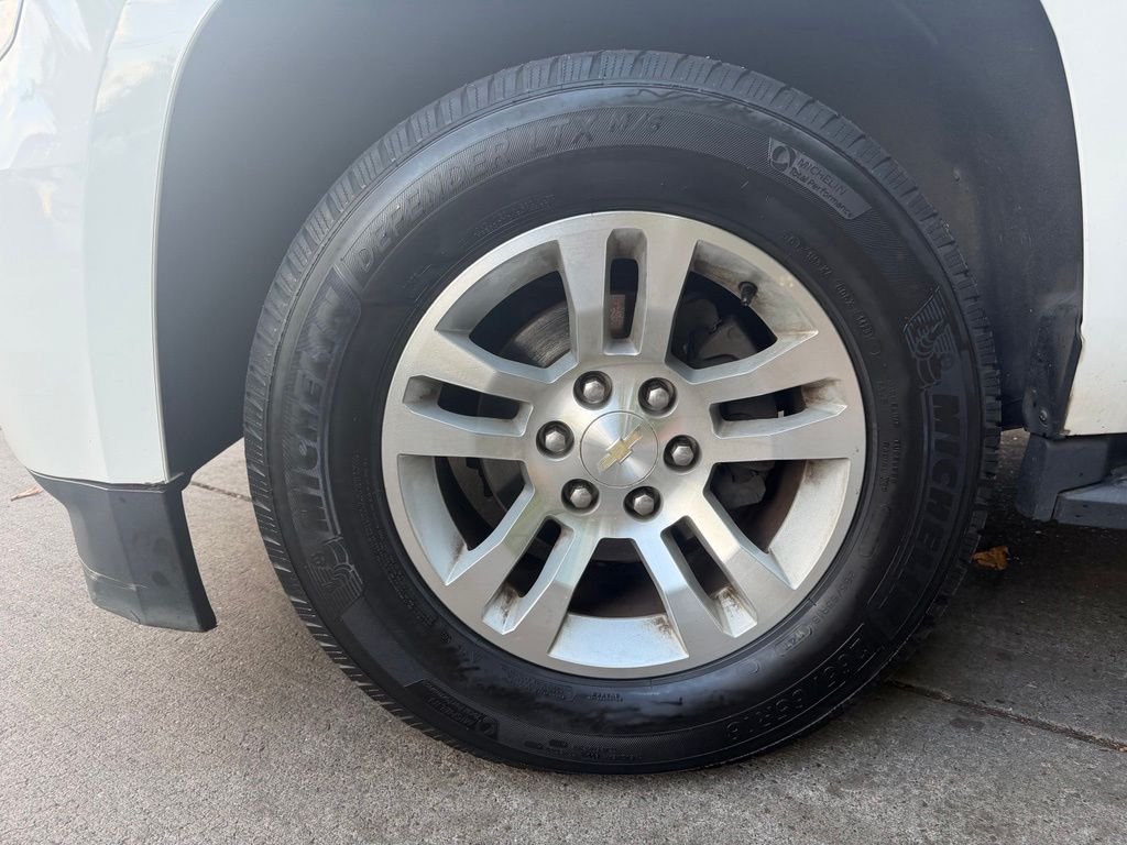 Used 2020 Summit White Chevrolet LT image 10