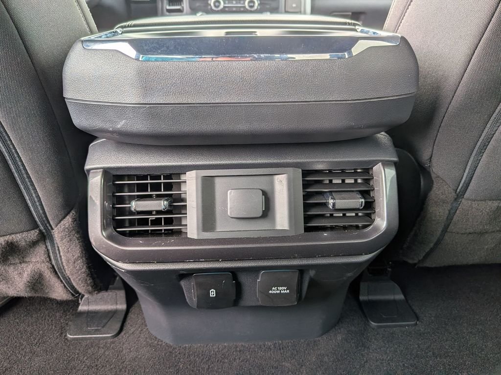 Used 2023 Silver Ford XLT image 35