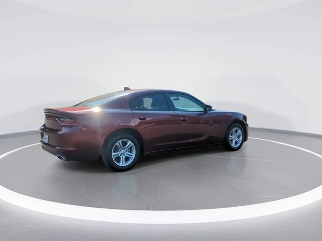 Used 2023 Red Dodge SXT image 8