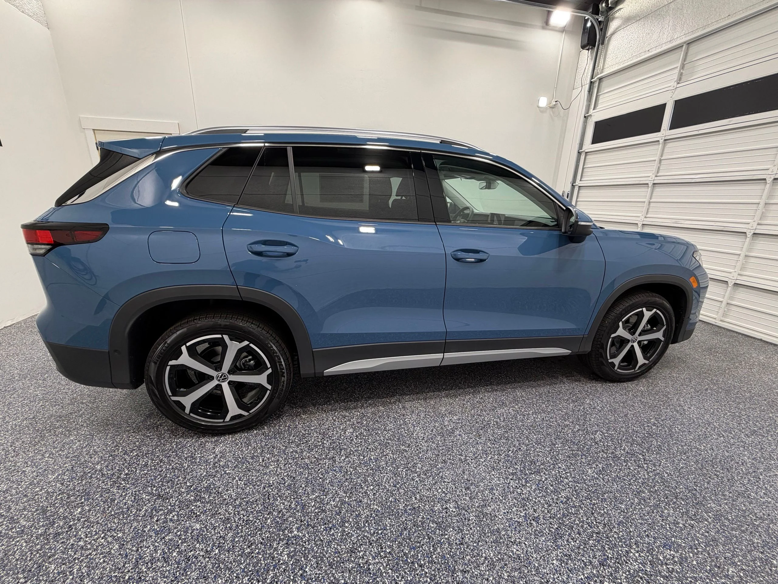 New 2026 Blue Volkswagen SE image 7