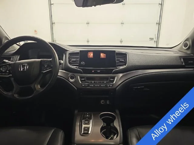 Used 2022 Gray Honda EX-L image 13