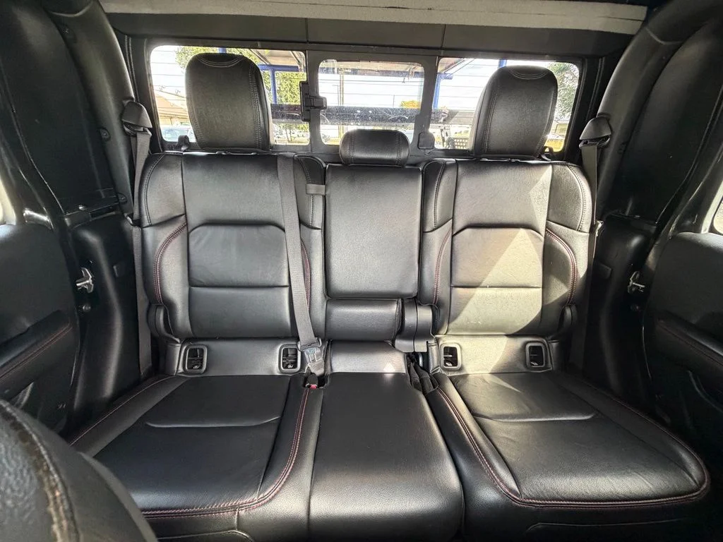 Used 2020 Black Jeep Rubicon image 16