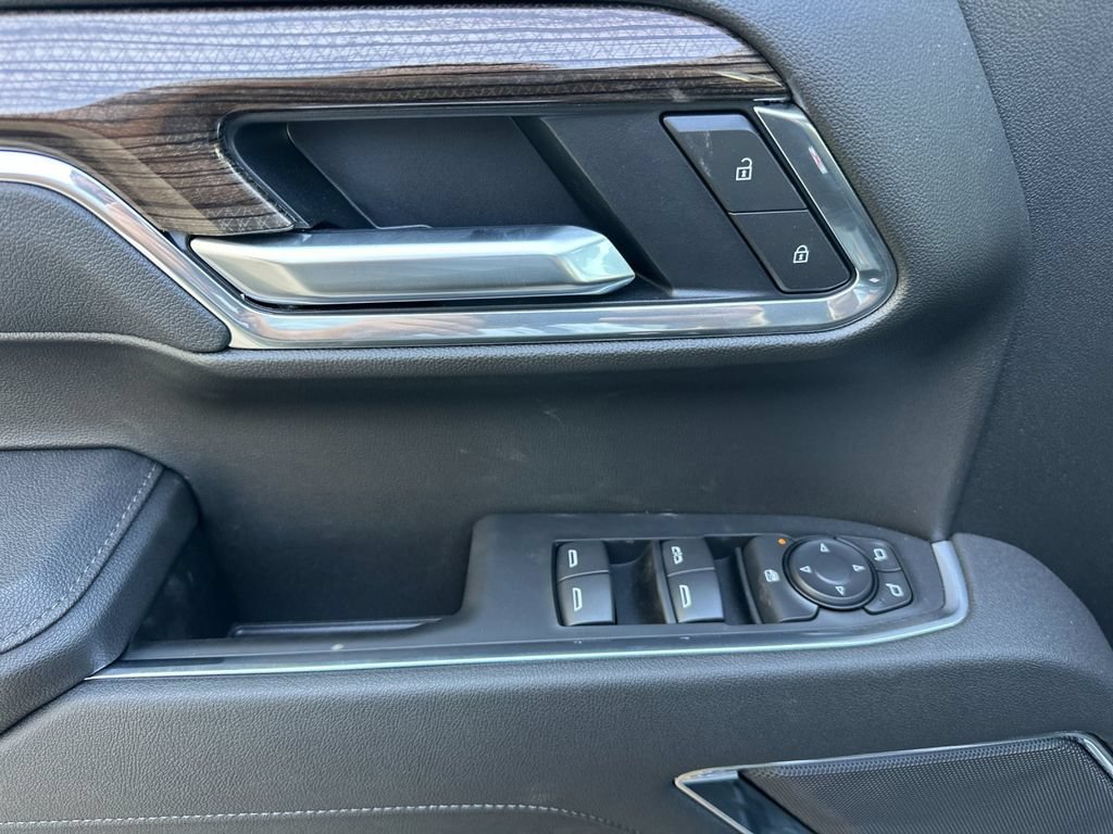 New 2026 Sterling Gray Metallic Chevrolet LT image 11