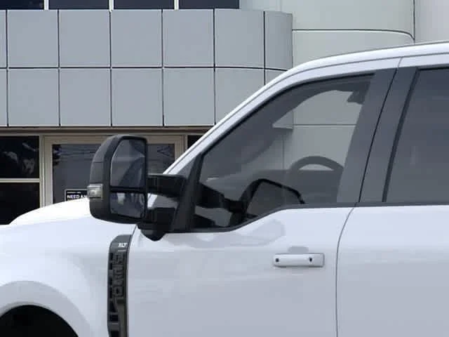 New 2026 Oxford White Ford F-250® XLT image 40