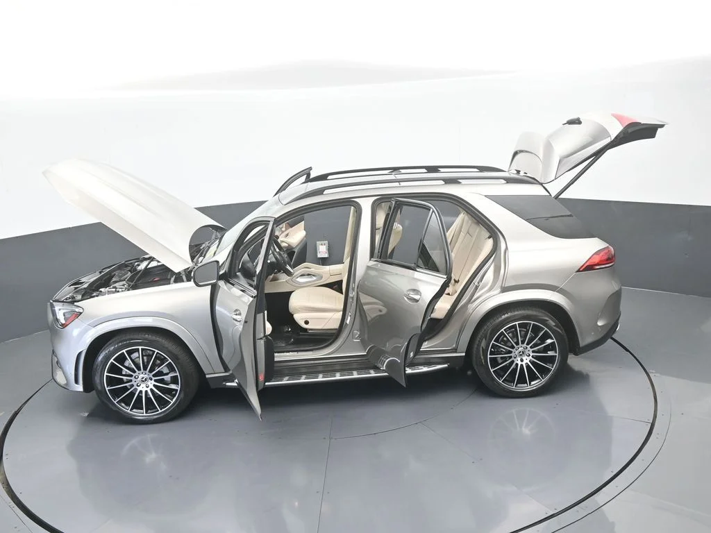 Used 2022 Gold Mercedes-Benz GLE 350 image 68