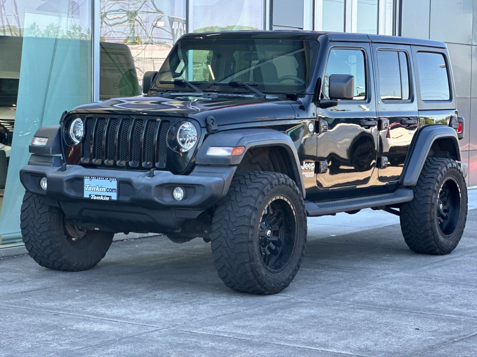 Used 2019 Black Clearcoat Jeep Unlimited Sport image 7