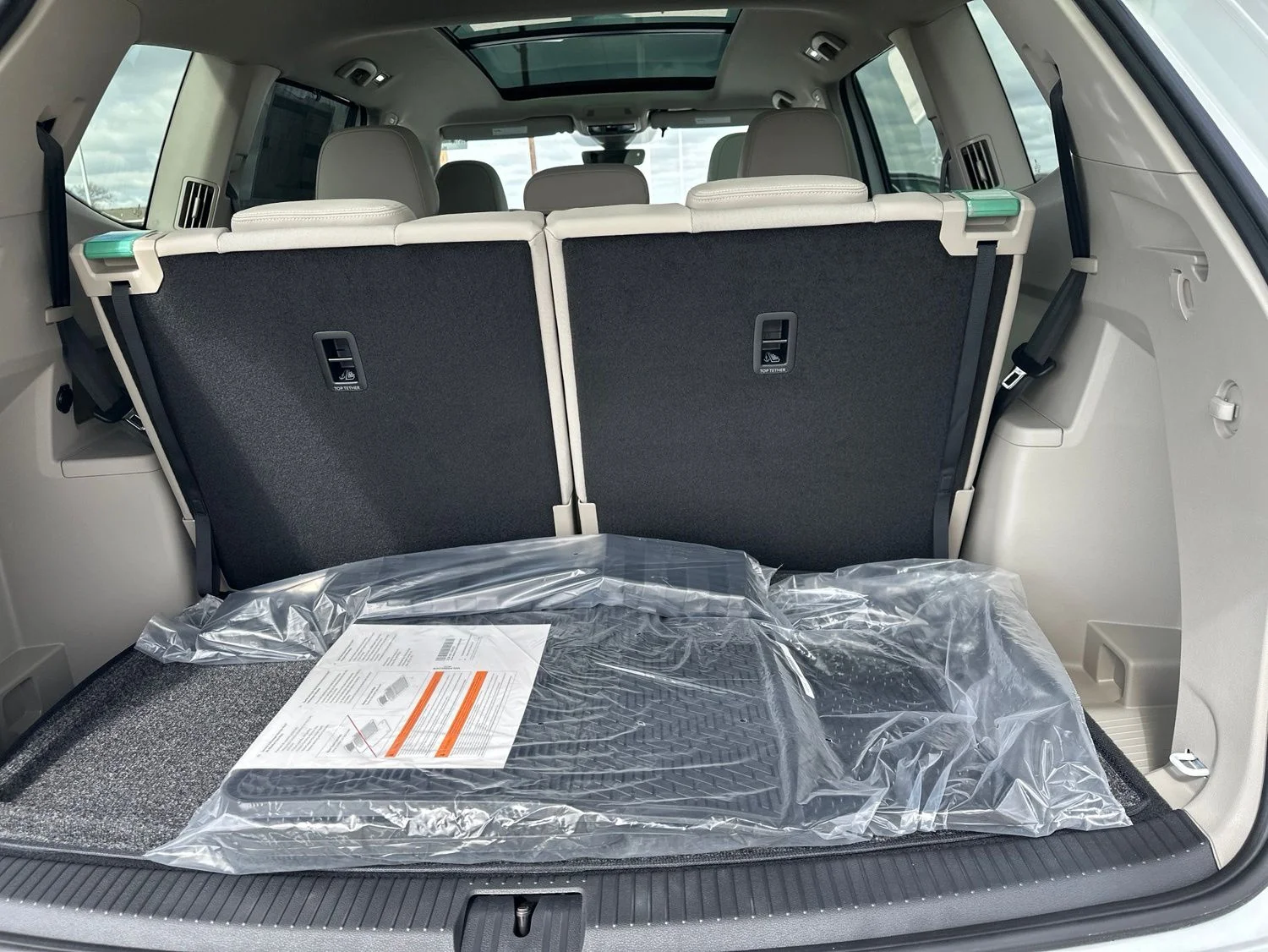 New 2026 White/off-white Volkswagen 2.0T SEL image 30
