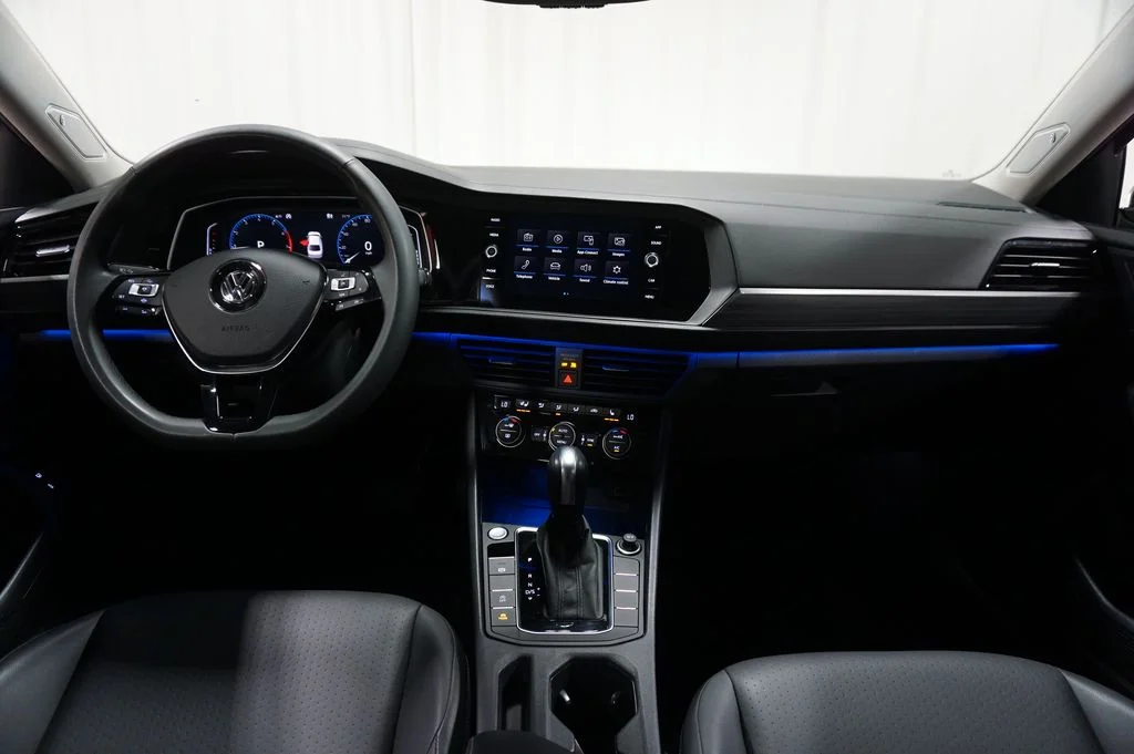 Certified Used 2020 Deep Black Pearl Volkswagen SEL image 6