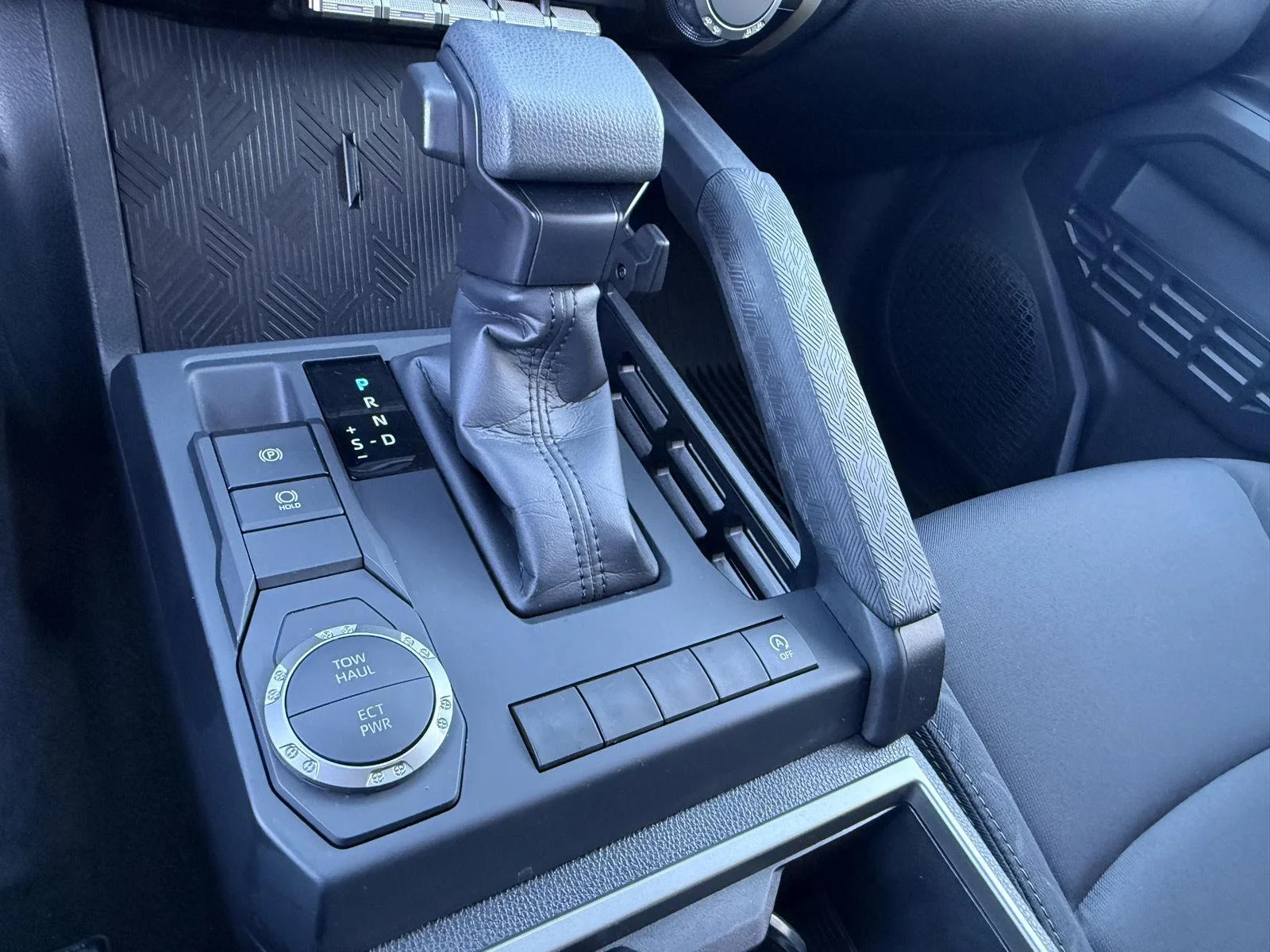 Used 2026 Underground Toyota SR5 image 27