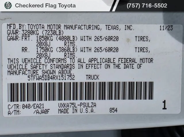 Used 2024 Ice Cap Toyota Limited image 27