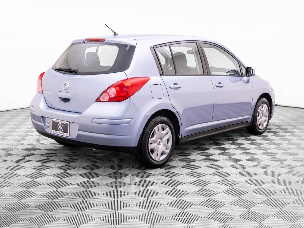 Used 2012 Arctic Blue Nissan 1.8 S image 7