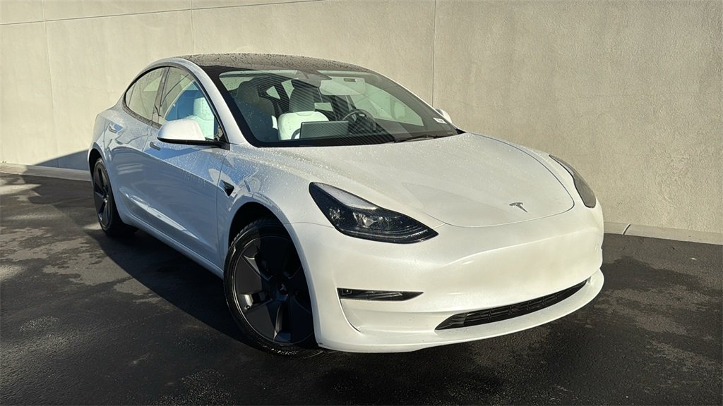 2023 Tesla Model 3 Base