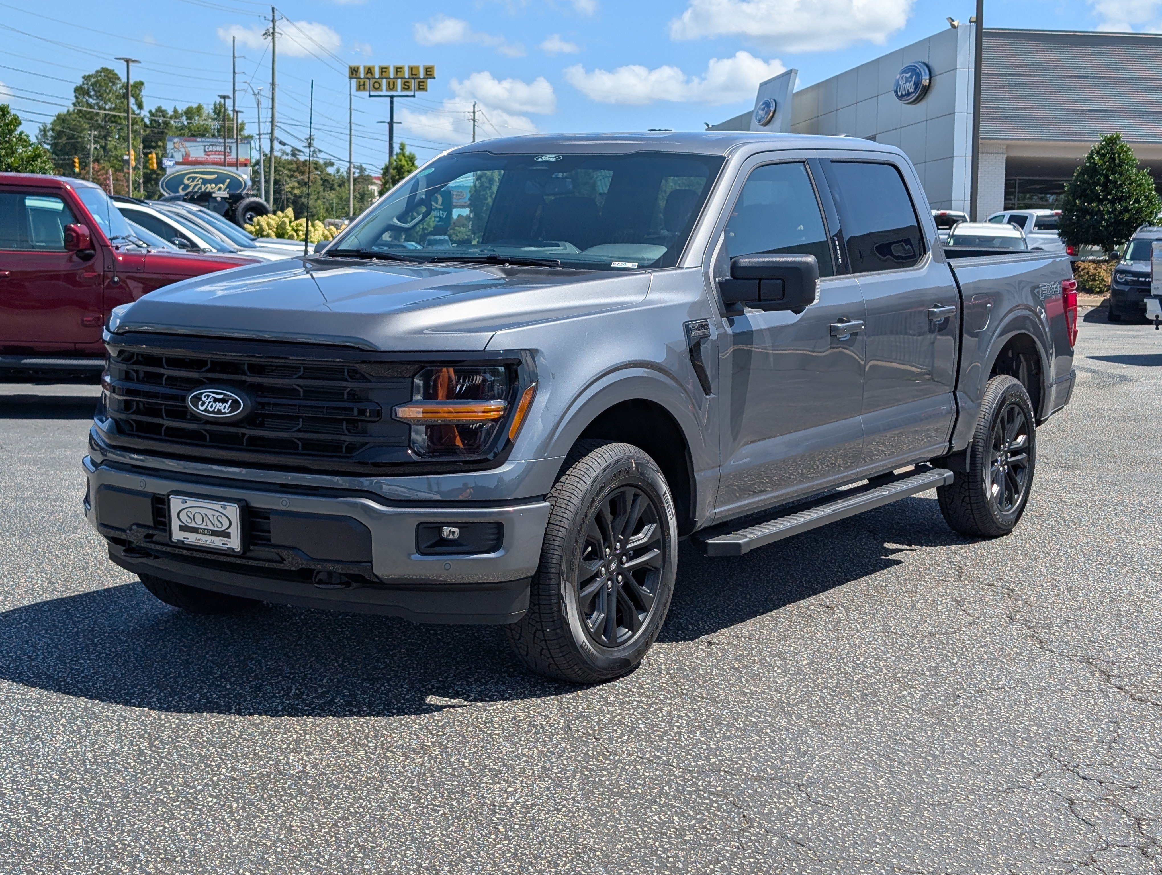 New 2026 Carbonized Gray Metallic FORD XLT image 2