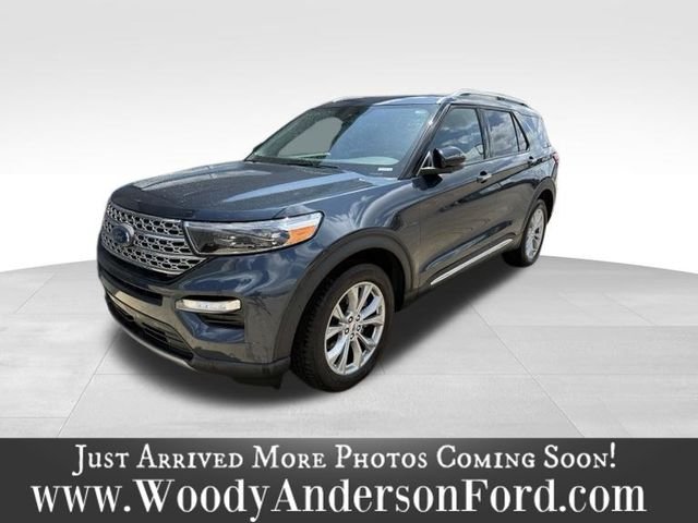 Used 2023 Blue Ford Limited image 1