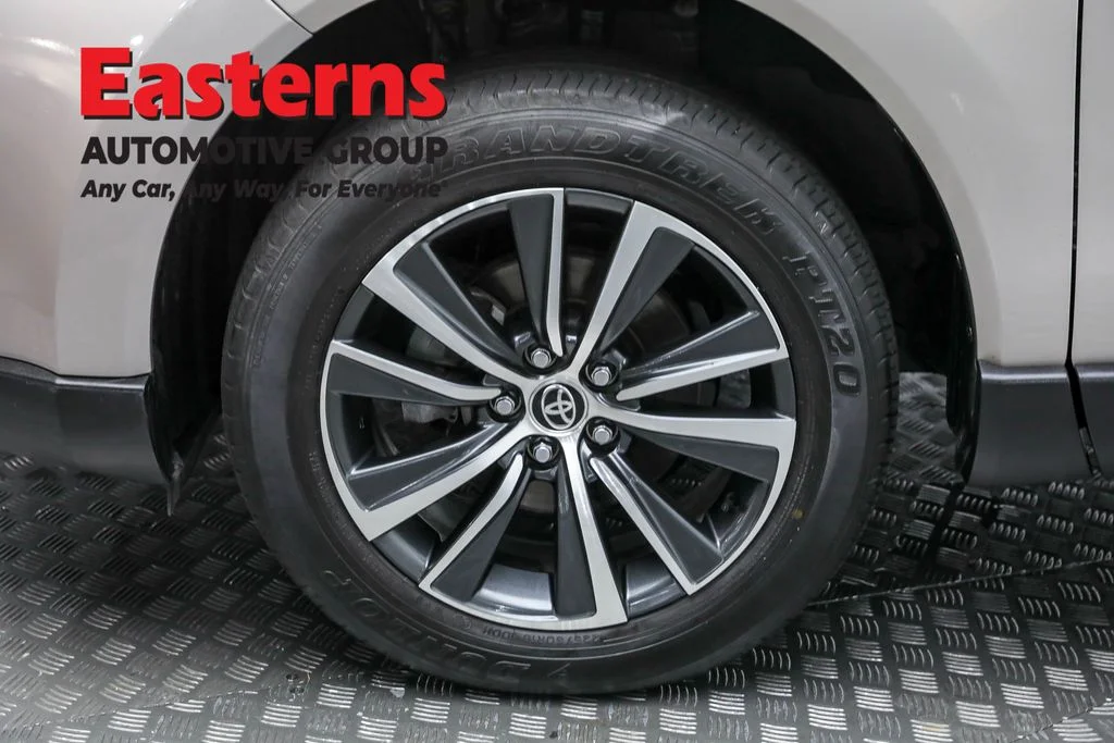 Used 2022 Gray Toyota LE image 31
