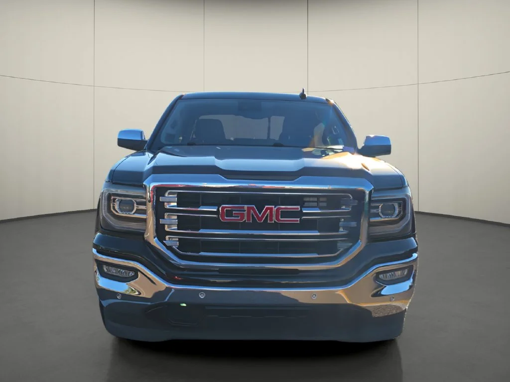 Used 2018 Black GMC SLT image 2