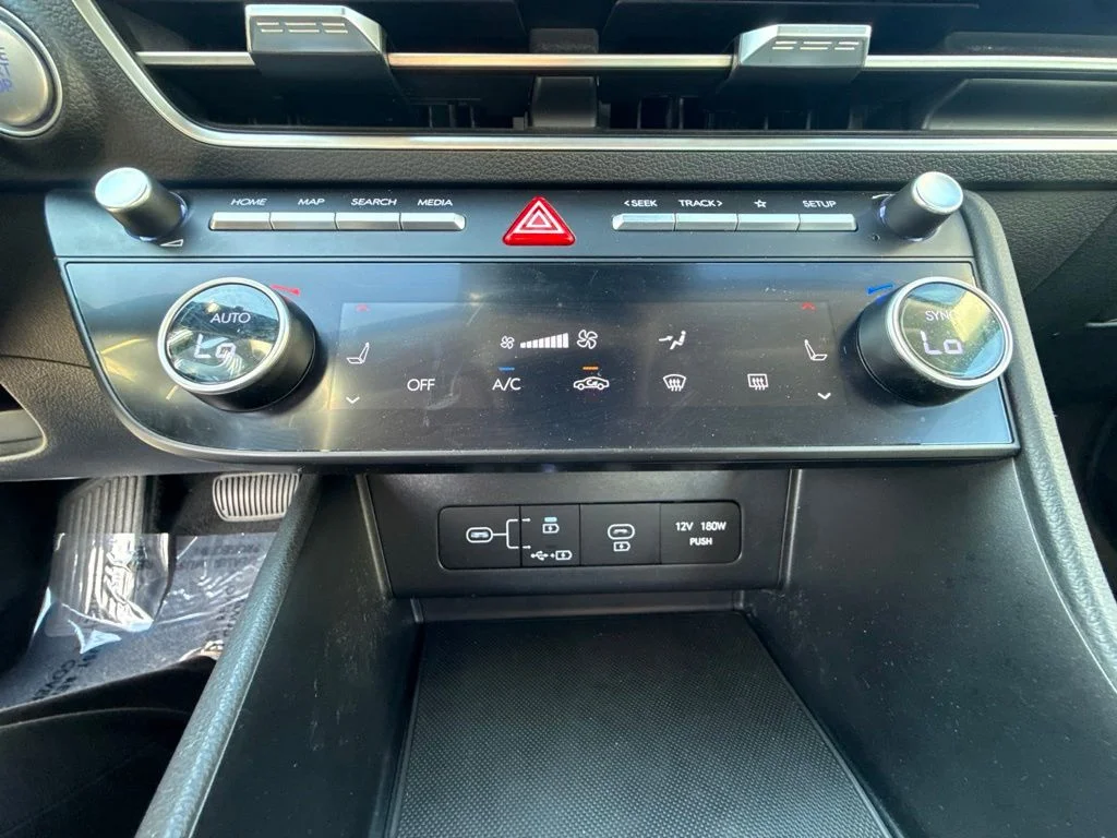 Used 2024 Blue Hyundai SEL image 23