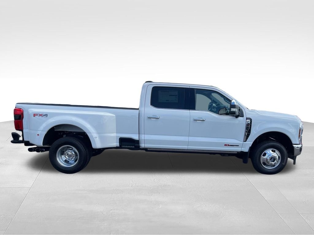New 2026 White Ford Lariat image 6
