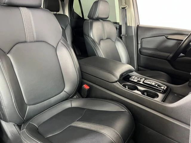 Used 2023  Honda EX-L image 39