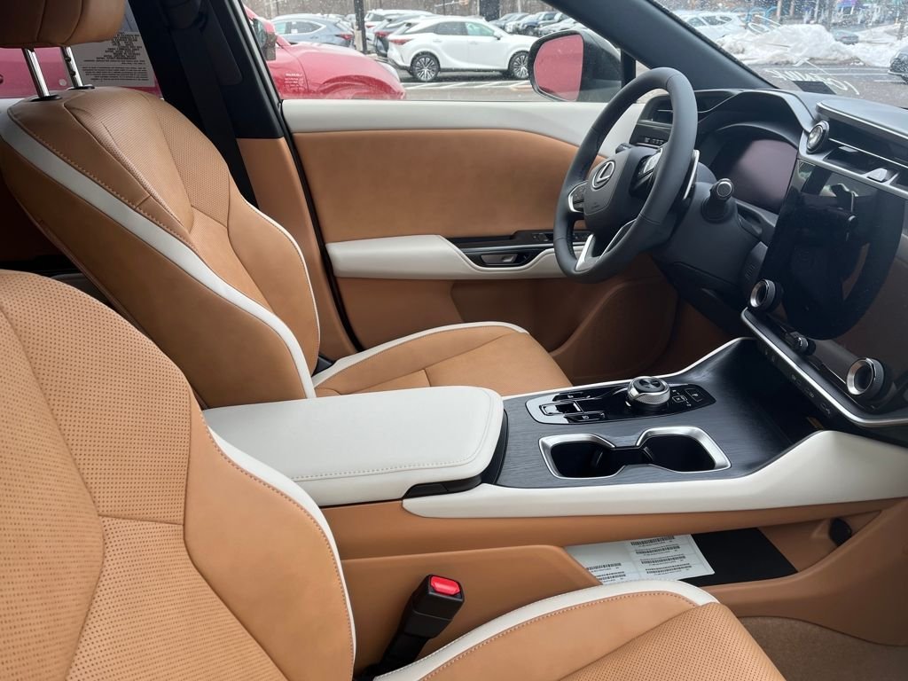 2026 Lexus RZ Premium - Photo 8