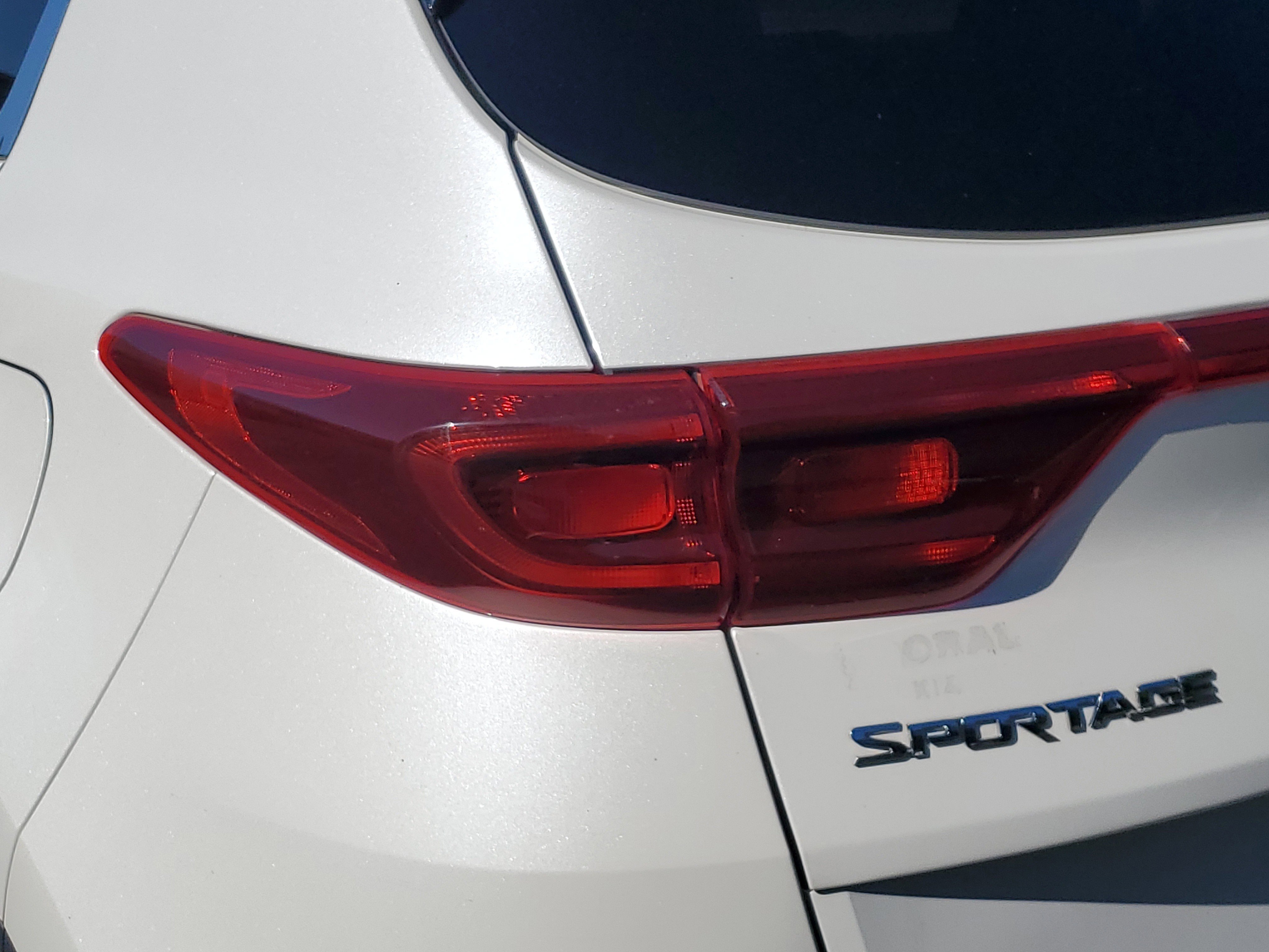 Used 2020 Snow White Pearl Kia EX image 7