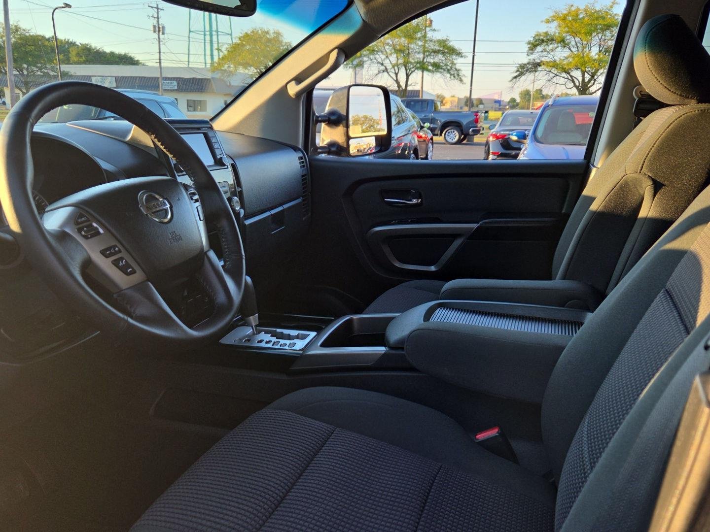 Used 2015 Gun Metallic Nissan SV image 10