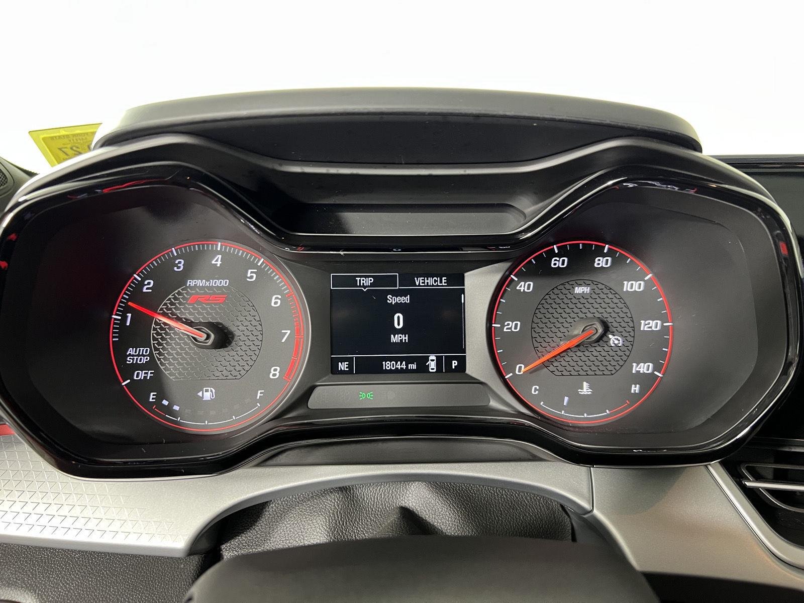 Used 2025 Summit White Chevrolet 1RS image 14