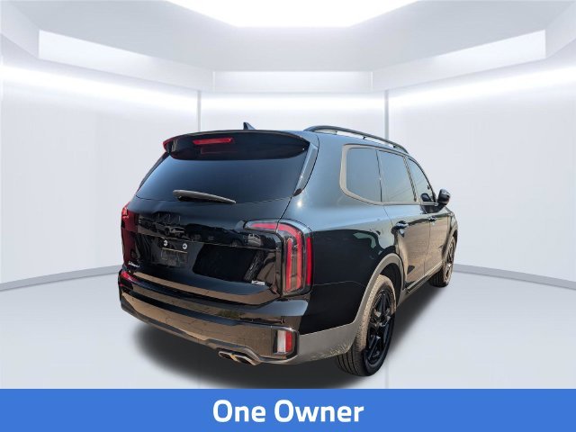 Used 2025 Black Kia EX X-Line image 4