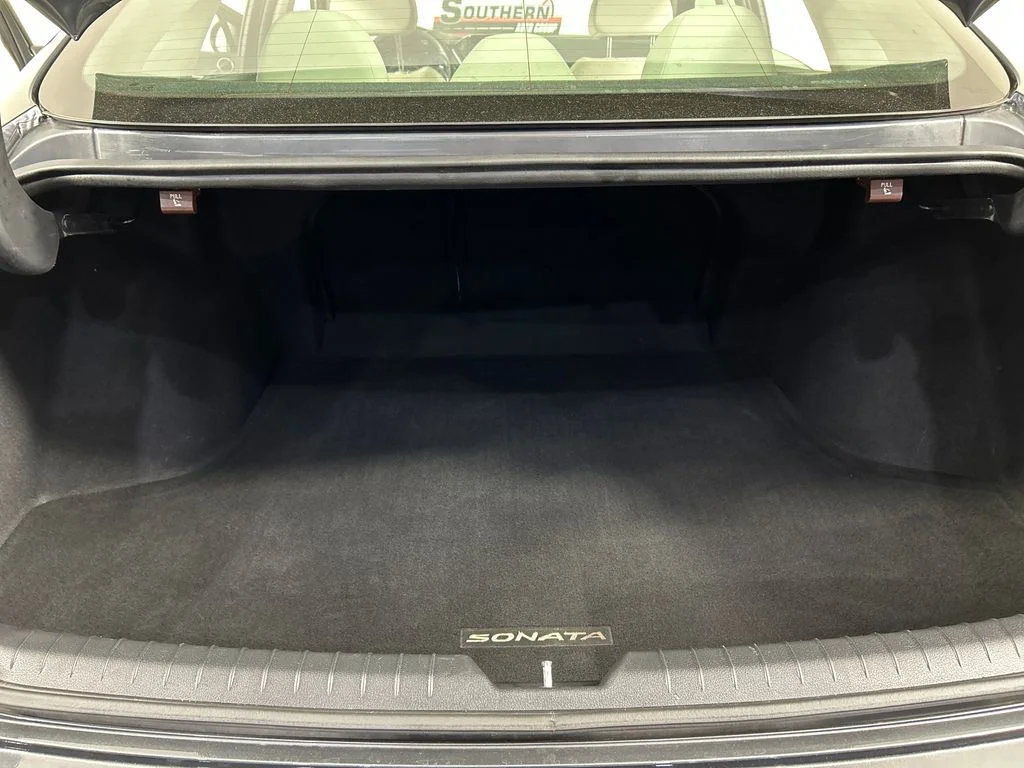 Certified Used 2022 Gray Hyundai Blue image 18