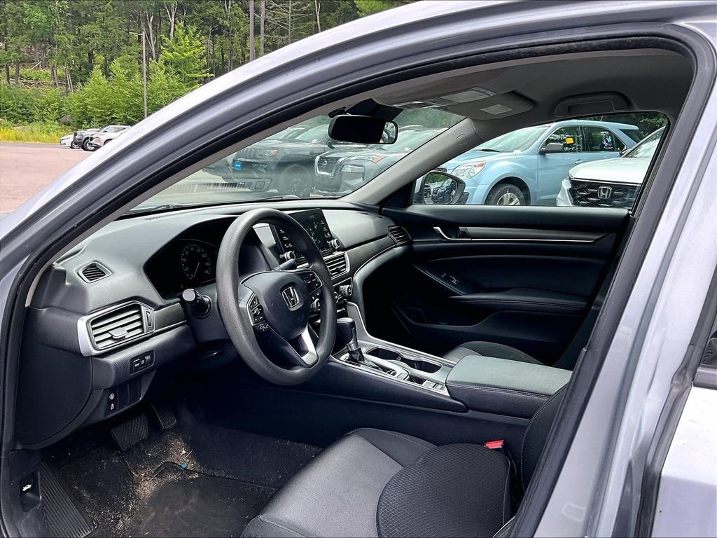 Used 2019 Silver Honda LX image 7