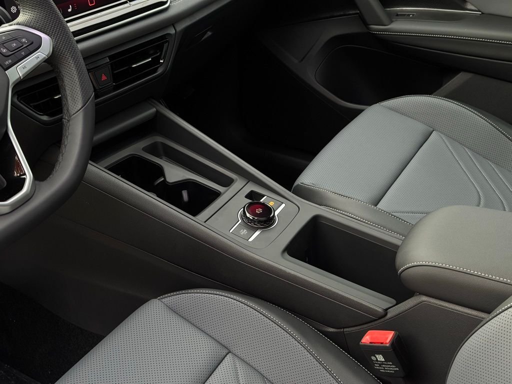 2026 Volkswagen Tiguan SE R-LINE BLACK - Photo 21