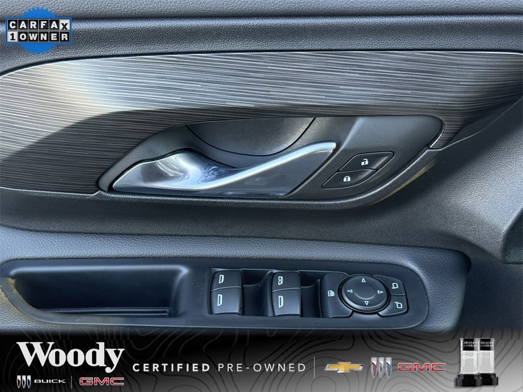 2023 GMC TERRAIN - Image 13