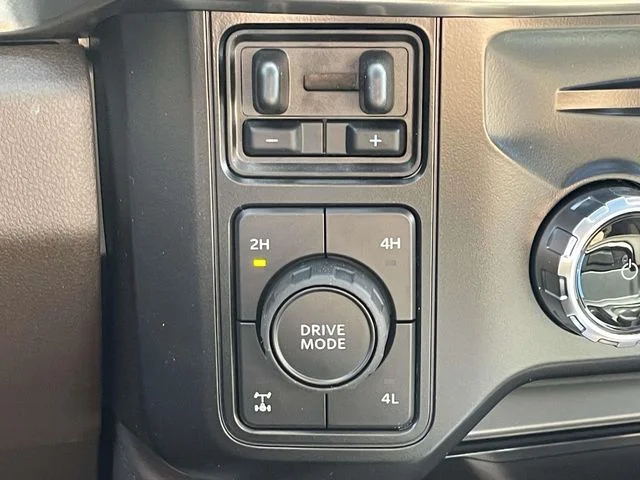 New 2026 Agate Black Metallic Ford F-250® King Ranch® image 33