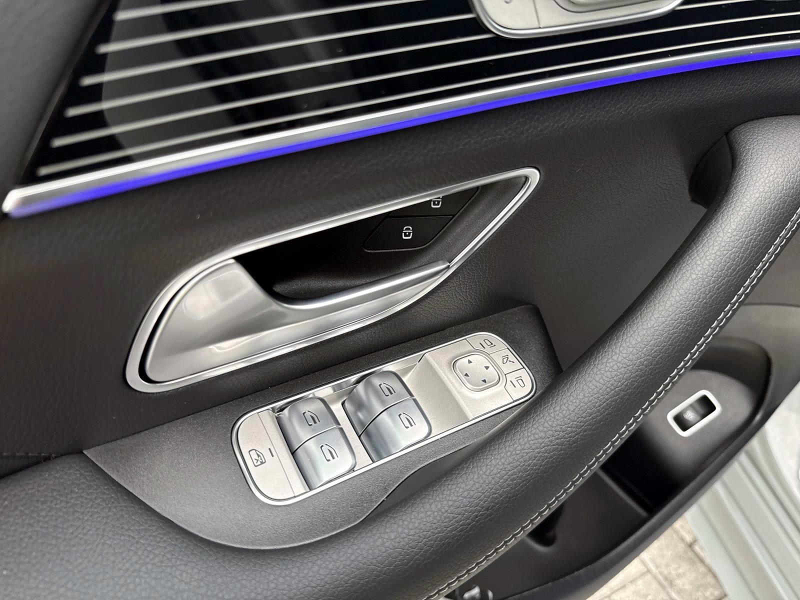 New 2026 Alpine Mercedes-Benz 350 4MATIC® SUV image 19