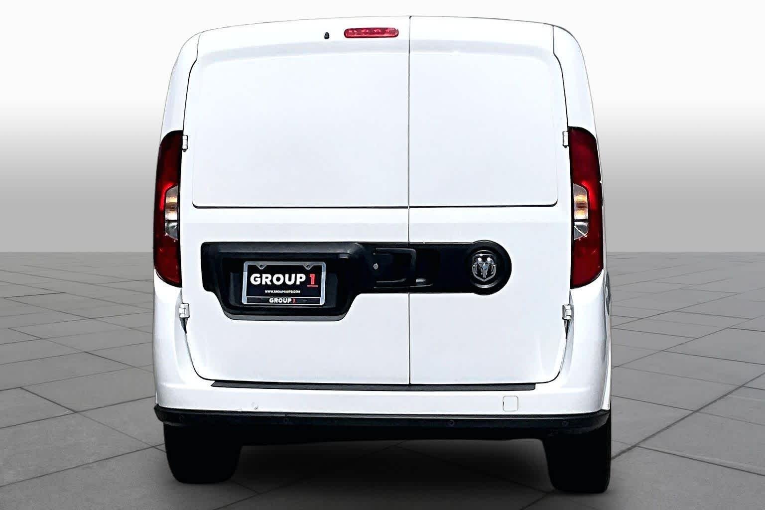 Used 2022 Bright White Ram Tradesman image 5