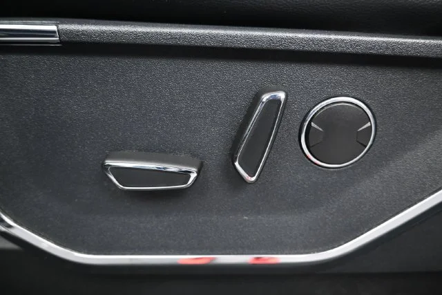 Used 2022 Carbonized Gray Metallic Ford XL image 11