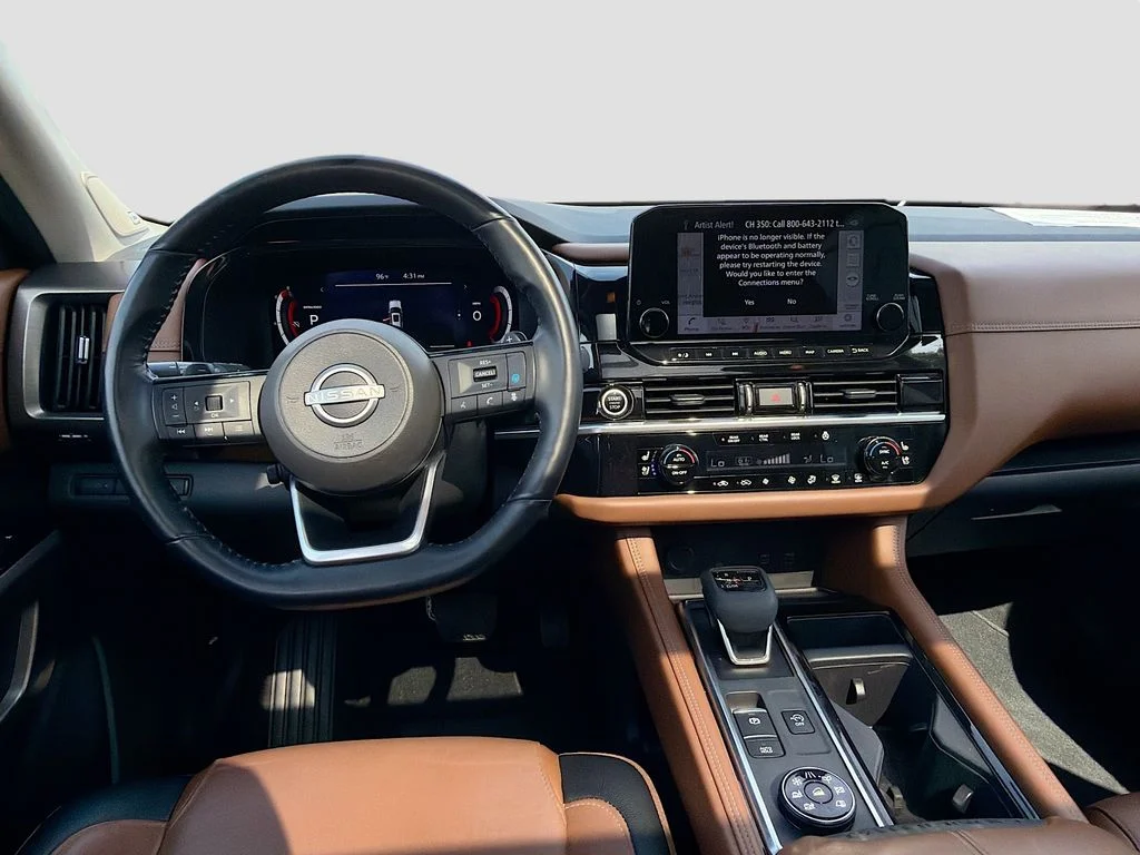 Used 2023 Pearl White Nissan Platinum image 24
