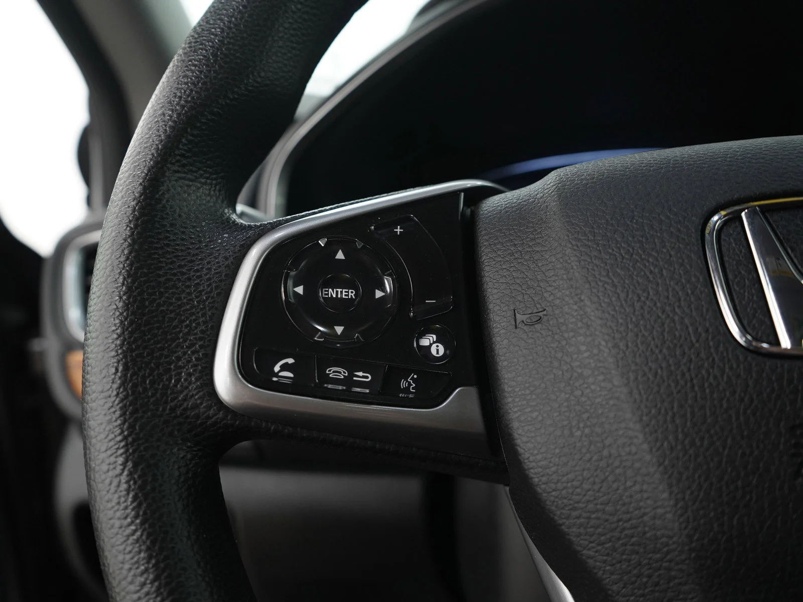 Used 2019  Honda EX AWD image 25