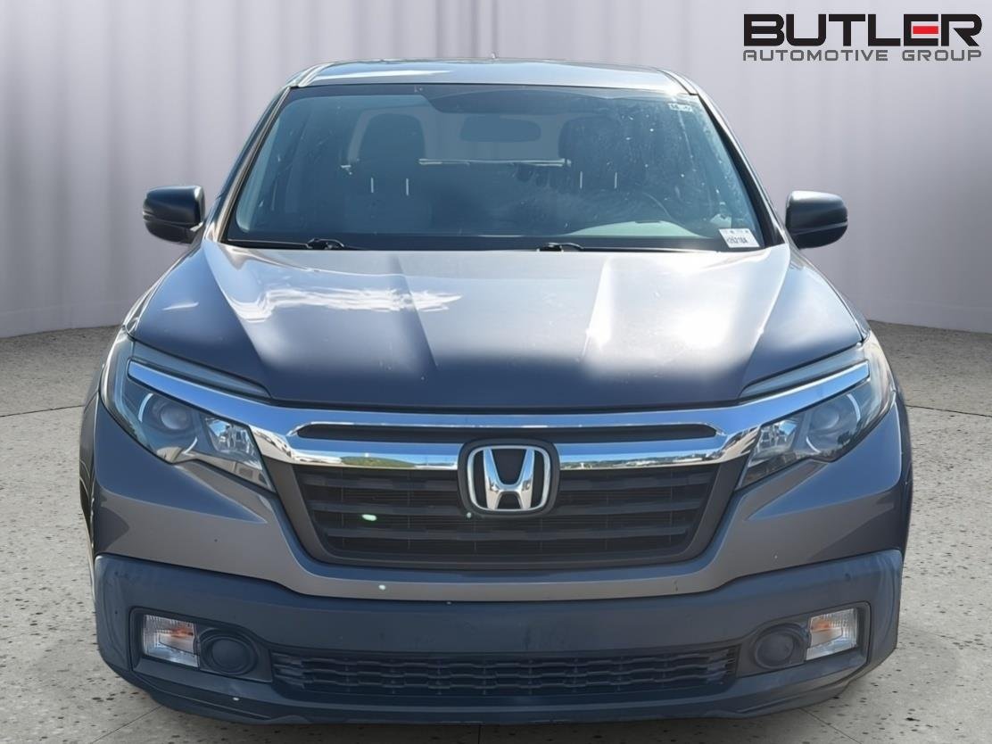 Used 2019 Modern Steel Metallic Honda RT image 4