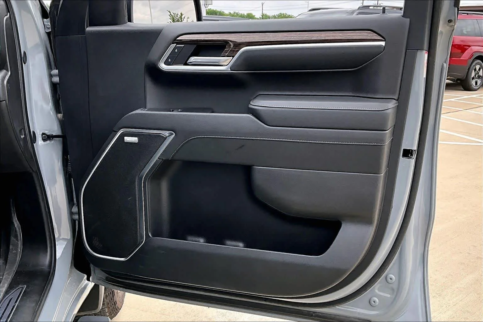Used 2024 Thunderstorm Gray GMC Elevation image 22