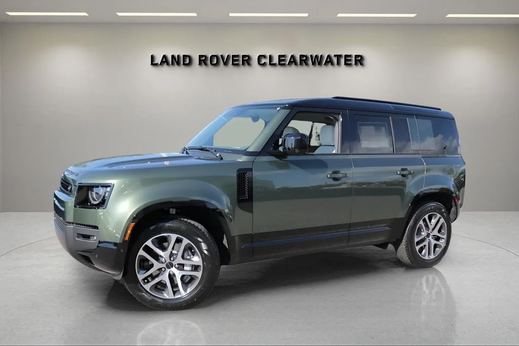 2026 Land Rover Defender 110 X-Dynamic SE P400's photo