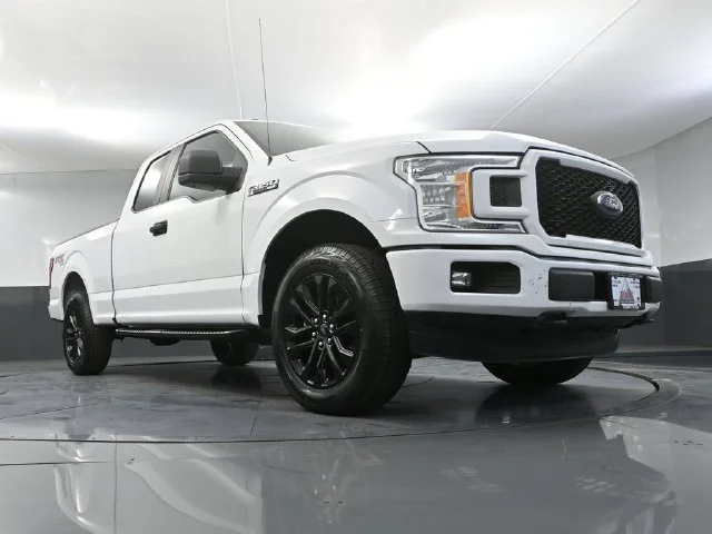 Used 2019 White Ford XL image 42