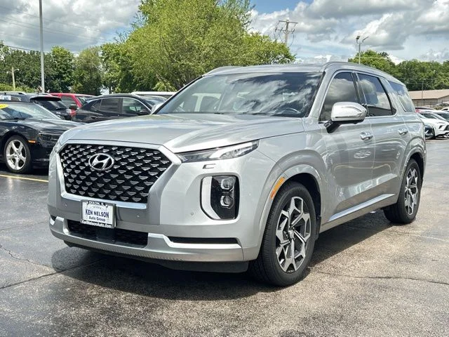 Used 2021 Silver Hyundai Calligraphy image 5