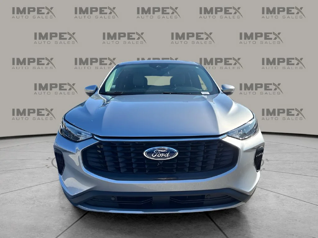 Used 2024 Silver Ford Active image 8