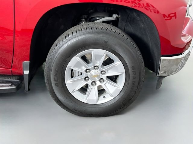 Used 2024 Red Chevrolet LT image 37