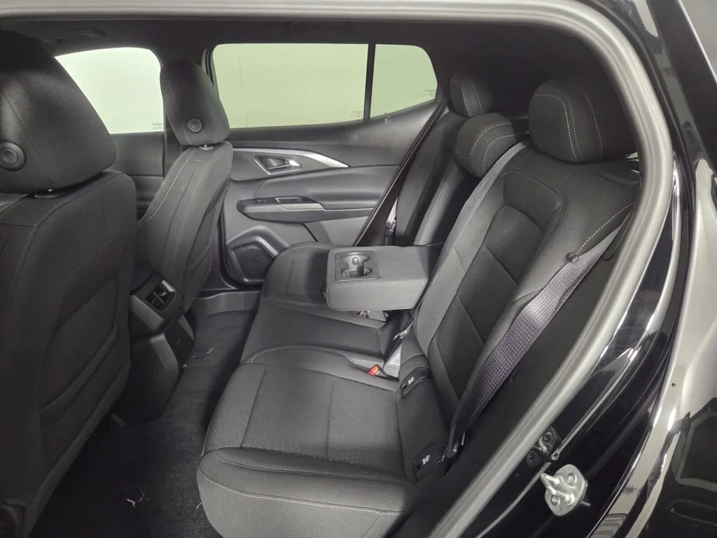 Used 2025 Black Chevrolet LT1 w/PCY image 23